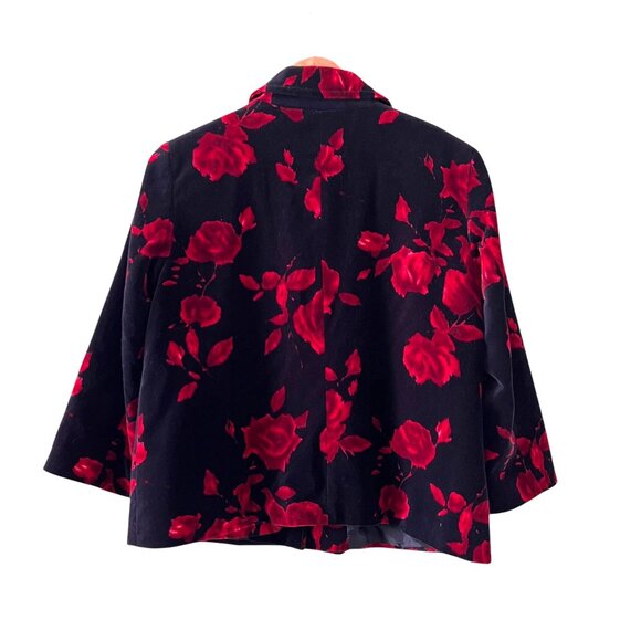 Talbots Black Red Floral Velvet Jacket Size 8 Roses Hidden Buttons Holid… - Picture 2 of 15